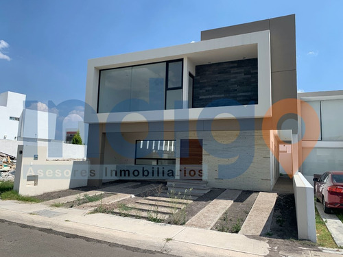Imagen 2 de 30 de Casa En Venta En Lomas De Juriquilla (nueva)