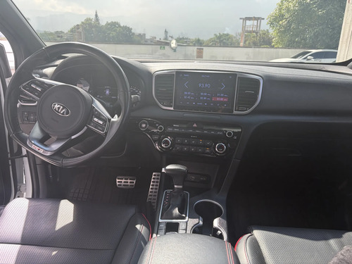 Kia Sportage 2.0L Gt Line 4X4 At