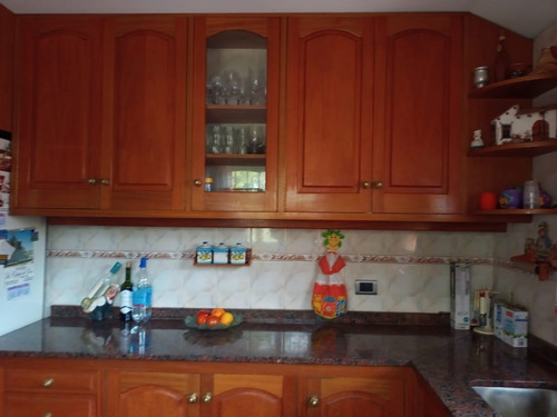 Imagen 8 de 29 de V100 - Excelente Casa En Venta, 4 Ambientes - Todos Los Servicios
