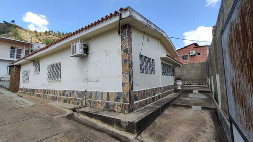Imagen 2 de 11 de Casa Y Resd En La Urb. Los Telegrafistas San Juan