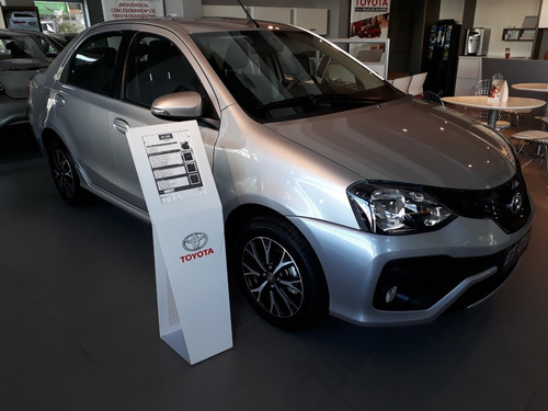 Toyota Etios Xls 6m/t 4p My21