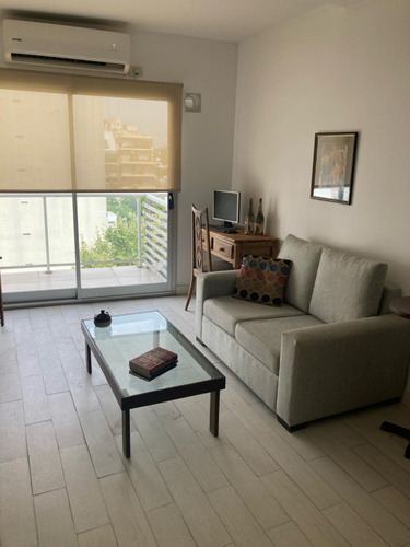 Totalmente Equipo,frente, Toilete,dormitorio En Suite Balcon