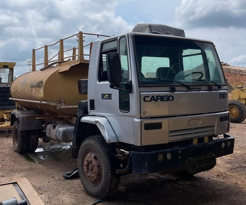 Caminhão Ford Cargo 1317 Pipa