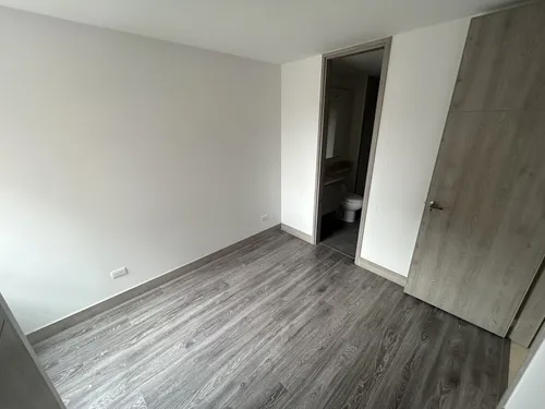 Apartamento En Arriendo Ubicado En Envigado Sector Mesa (24015).