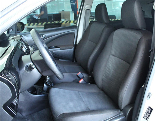 Imagem 6 de 10 de Etios 1.3 X 16v Flex 4p Manual