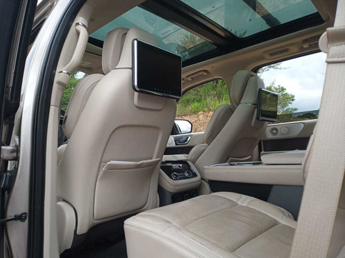 Imagen 12 de 14 de Lincoln Navigator 2018 3.5 Reserve At