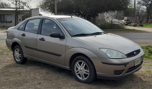 Ford Focus 1.8 Sedan I Ghia 115cv