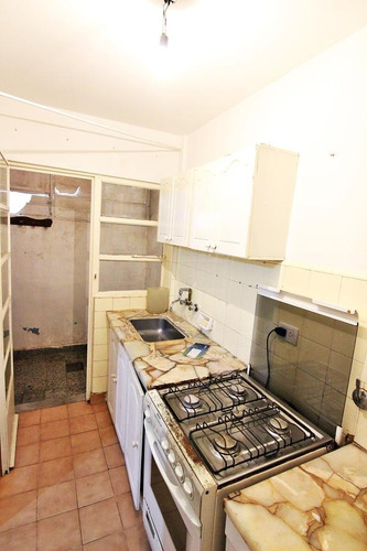 Imagen 4 de 12 de Departamento 2 Ambientes Venta - Olivos