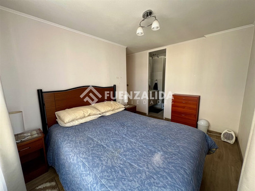 Departamento En Venta De 3 Dorm 2 Bañ 1 E 1 B. Metro Lo Vial
