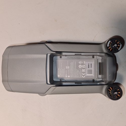 Imagen 2 de 5 de Drone Dji Mavic Air 2 Fly More Combo Cámara 4k Y 3 Baterías