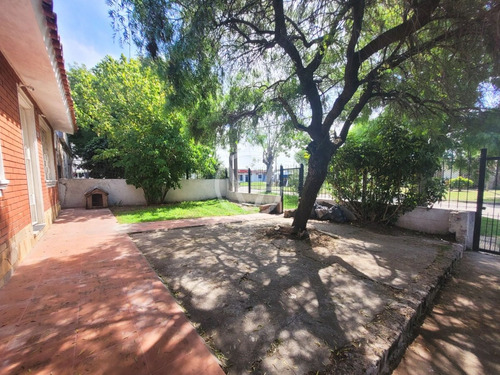 Imagen 25 de 26 de Casa De Dos Dormitorios En Bella Italia