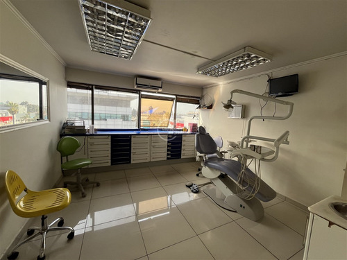 Centro Medico, Metro Salvador Con Estacionamiento