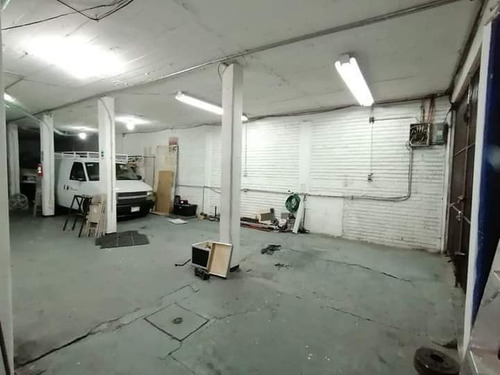 En Venta Bodega Para Almacenaje Y Oficinas Al Sur De La Ciudad