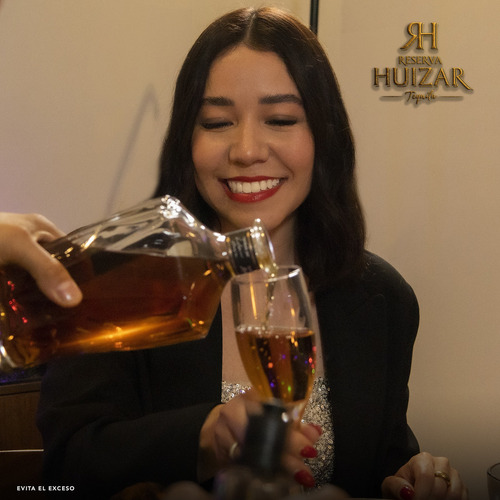 Tequila Reserva Huizar Extra Añejo 100% Agave Azul 750ml