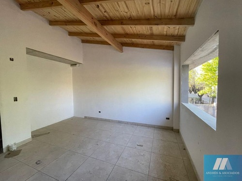 Imagen 20 de 24 de Venta Triplex, Muñiz