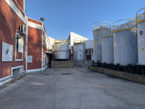 Deposito De 4900 M2