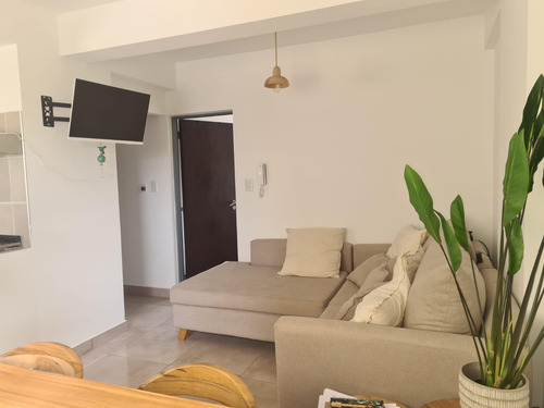 Departamento En Venta España Al 1200, Oportunidad!