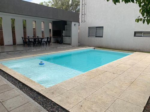 Imagen 3 de 30 de Ph De Tres Ambientes En Venta, Ituzaingo. Barrio Cerrado.