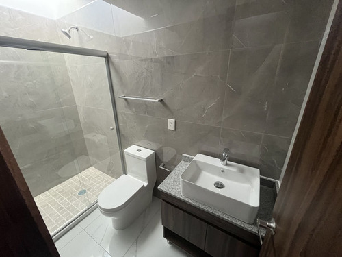 Casa Nueva En Renta En Coto Albazur En Santa Anita, Tlajomulco De Zuñiga.