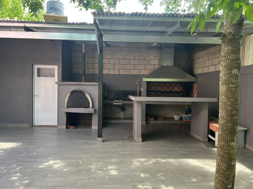 Casa Quinta En Barrio Privado Fcio. Varela. Cumpleaños, Reuniones, Uso Familiar, Alquiler Diario, Fin De Semana, Semanal, Quincena, Mes.