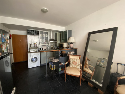 Venta Departamento De 1 Ambiente Con Balcon En Palermo Chico