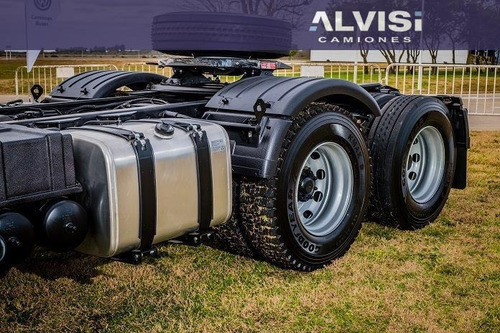 Volkswagen 25-360 Tractor 6x2 Autom. Llanta Aluminio + Iva