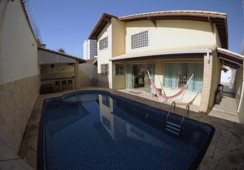 Imagem 1 de 14 de Casa 04 Dormitórios, No Balneário Florida (2039)
