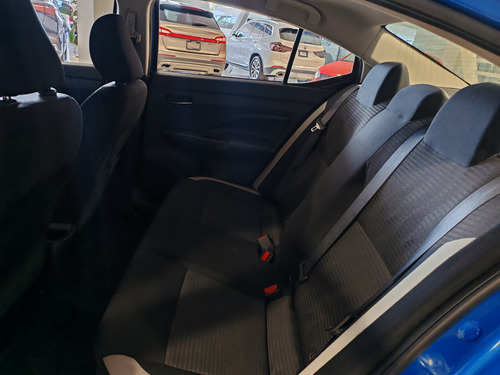 Nissan Versa 1.6 Advance Mt