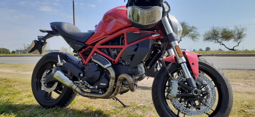 Ducati Monster 797