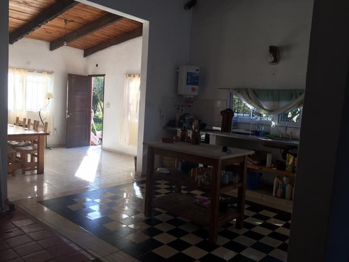 Imagen 6 de 14 de Casa Quinta En Barrio Santa Rita En Brandsen