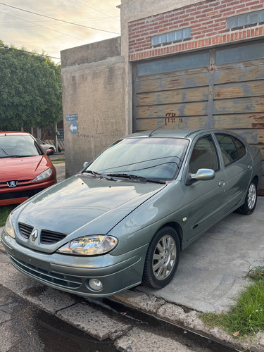 Renault Megane 1.9 TDI TRICUERPO