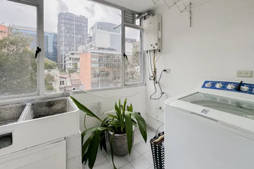 Apartamento En Venta En El Nogal. Cod V7510