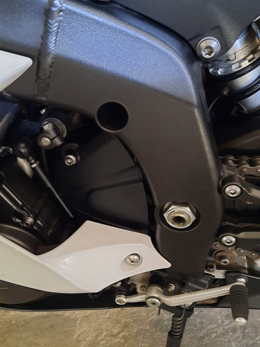Yamaha R6
