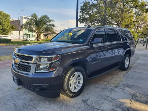 Chevrolet Suburban 5.4 Lt Piel Cubo At