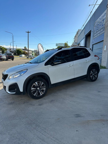 Peugeot 2008 1.6 Feline