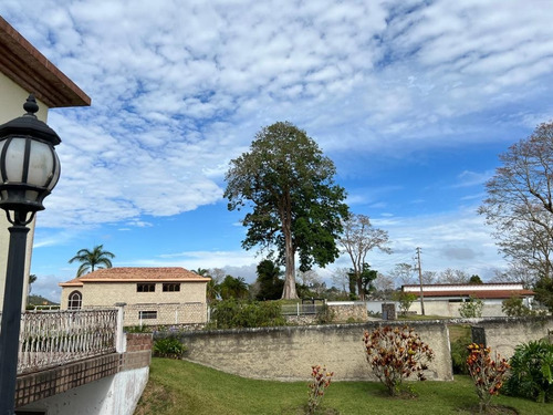 En Venta Espectacular Casa En Urb Privada San Diego De Los Altos In. Ma. Fda