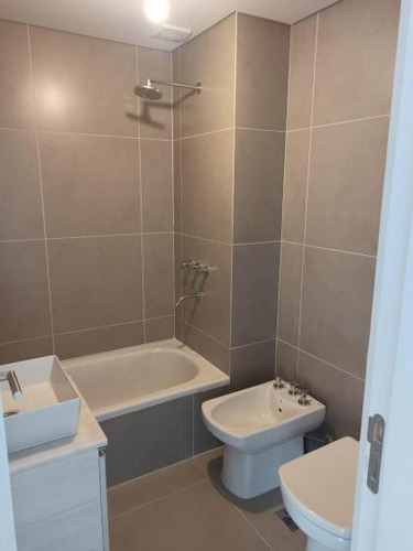 Imagen 18 de 29 de Departamento En Venta - 1 Dormitorio 1 Baño - 59 Mts2 - Villa Del Lago