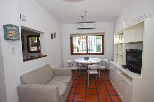 Casa En Lomas De San Isidro
