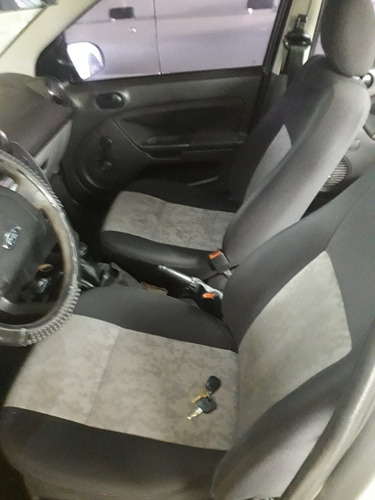 Ford Fiesta Sedan 2008 1.0 Flex 4p