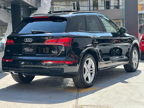 Audi Q5 2.0 L T S Line Dsg