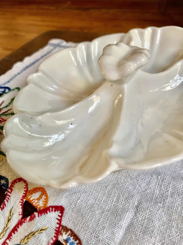 Antiguo Copetinero De Porcelana Con Cuatro Divisiones