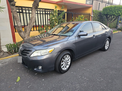 Toyota Camry XLE V6 AT6