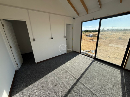 Parcela 5.000 M2, 150 M2 Construidos En Venta En Los Angeles