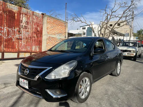 Nissan Versa 1.6 Advance Mt
