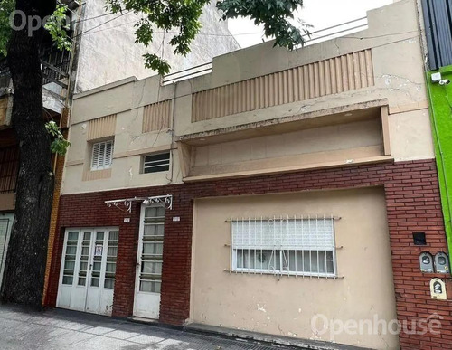 Venta Casa Amplia Y Luminosa En El Corazón De Mataderos