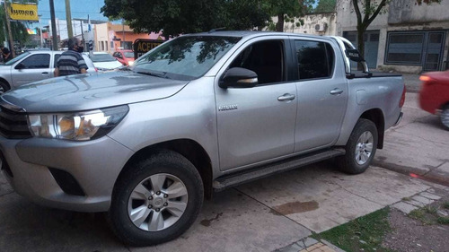 Toyota Hilux 2.4 Cd Sr 150cv 4x2 2017