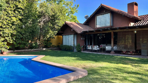 ¡buscas Comodidad Y Amplios Espacios Interiores Y Exteriores