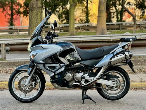 Imagen 3 de 17 de Honda Xl Varadero 1000