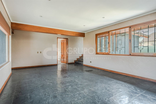 Gran Casa Especial Familia Numerosa De 8 Dorm. En La Reina