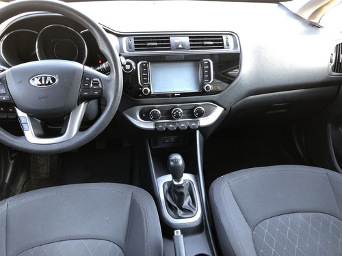 Imagen 15 de 15 de Kia Rio 5 Puertas